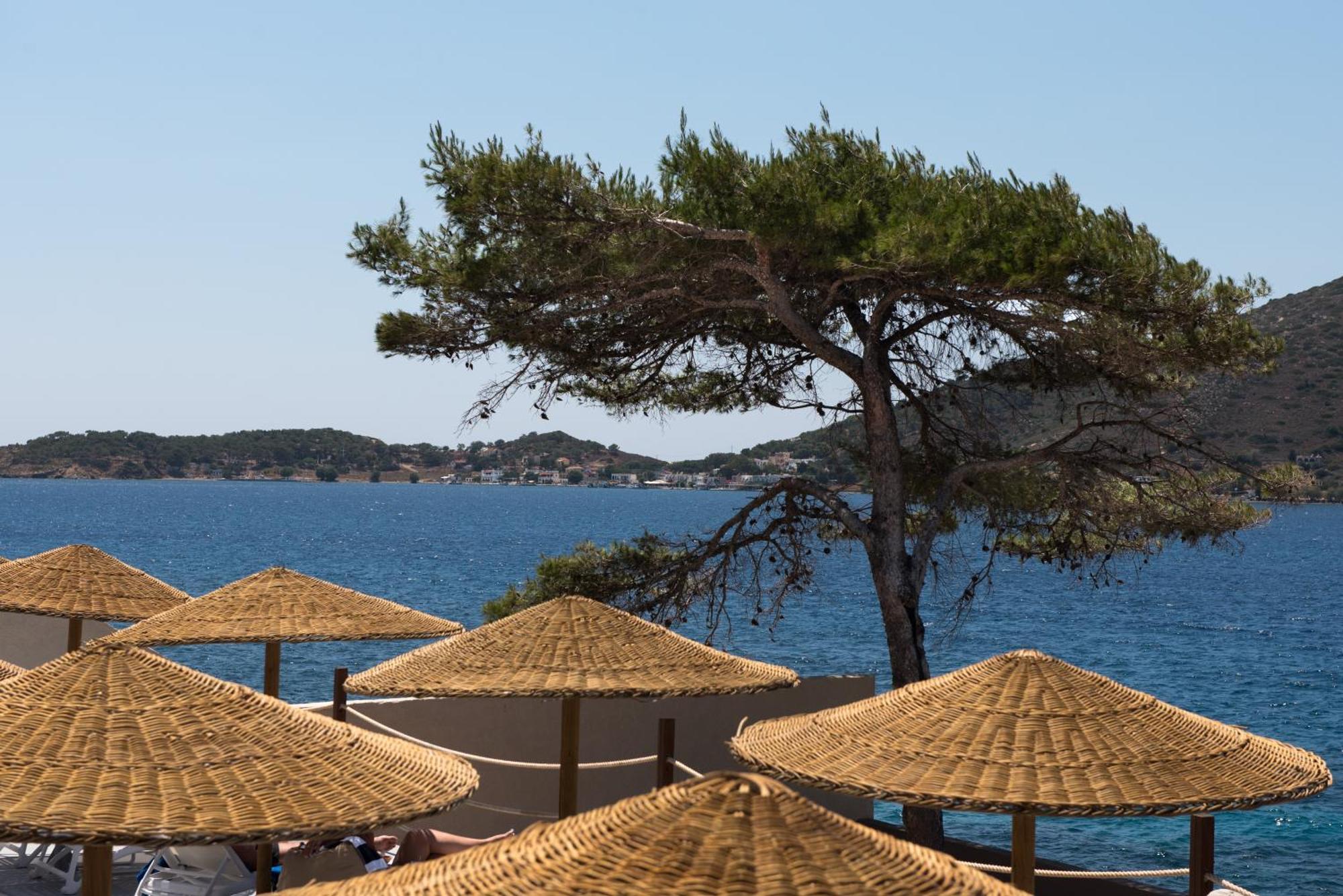 Carian Hotel Masouri Bagian luar foto